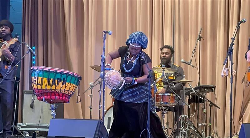 3f59b9bc-834a-4840-966c-df79d8a3148b.jpg (68 KB)